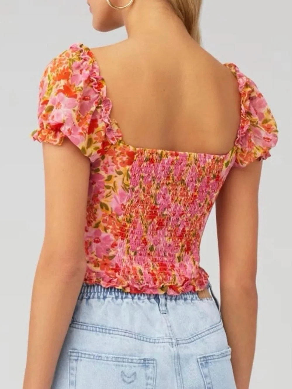 ASTR The Label Floral Ruched Top Size Medium